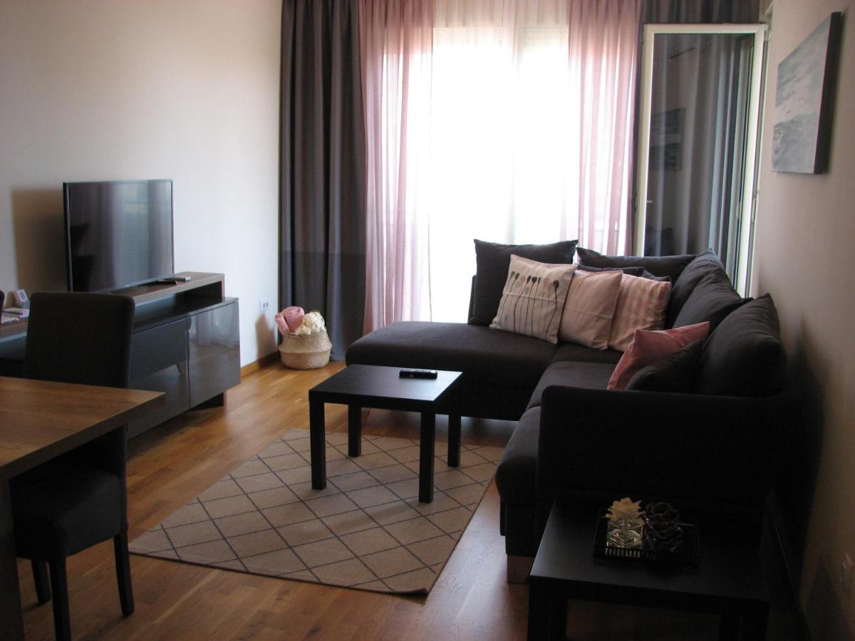 Apartments B&S Lux 부드바 외부 사진
